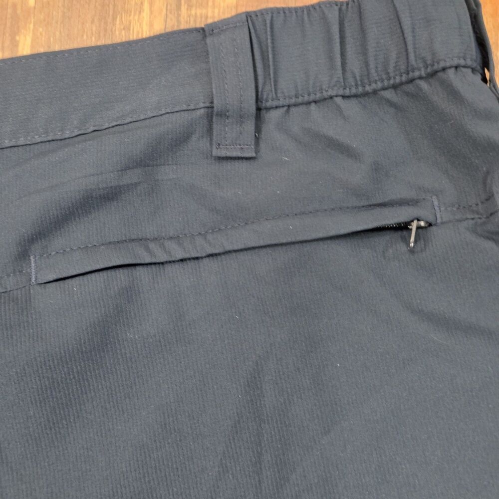 Wrangler Men Size 40 Outdoor Hiking Cargo Shorts Performance Stretch Navy Trail - Picture 12 of 14